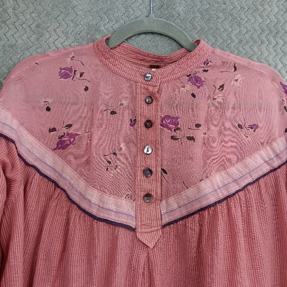 FREE PEOPLE Hearts and Colors Tunic Top Sz M Floral Sheer Long Sleeve Oversized - Picture 6 of 13